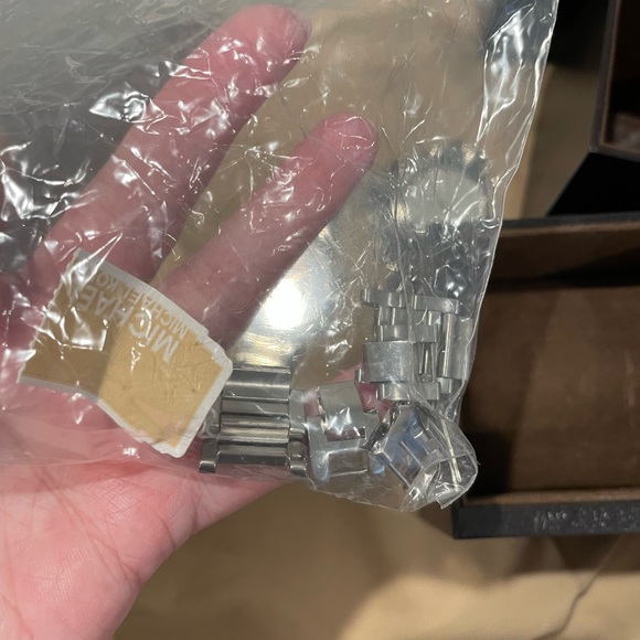 Michael kors watch - Picture 4 of 4